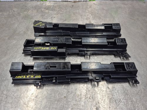 BMW  Side Skirt Bracket Set O/S Drivers Right F30 F31 3 SERIES SE