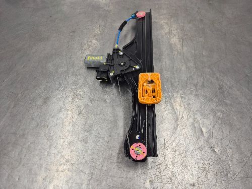 BMW Window Regulator Front N/S Passenger F46 2 SERIES Gran Tourer