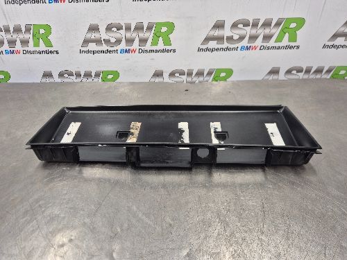 BMW E31 8 SERIES Rear Number Plate Holder Plinth