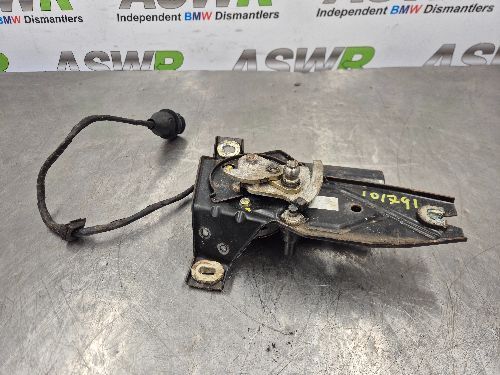 BMW E31 8 SERIES Front Wiper Motor