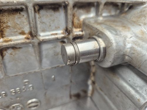 BMW Upper Timing Cover Cyl 1-4 O/S M60 E34 E32 E38 E31 5 7 8 SERIES