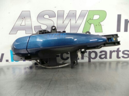 BMW E81 E87 1 SERIES N/S Passenger Side Handle & Carrier