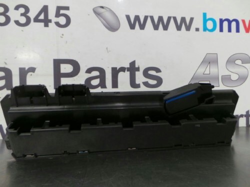 BMW E60 E61 E63 5 6 SERIES Power Distribution Fuse Box