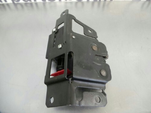 BMW E46 3 SERIES E83 X3 Boot Tailgate Catch