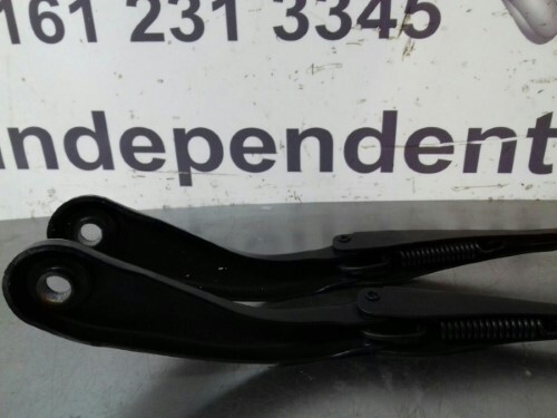 BMW F20 F21 F22 F23 1 2 SERIES Pair Of Wiper Arms