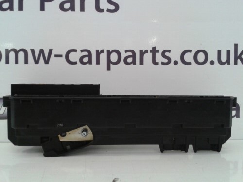 BMW E60 E61 E63 5 6 SERIES Power Distribution Fuse Box
