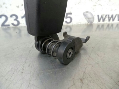 BMW Rear Seat Belt Buckle O/S Drivers Right E63 E64 6 SERIES