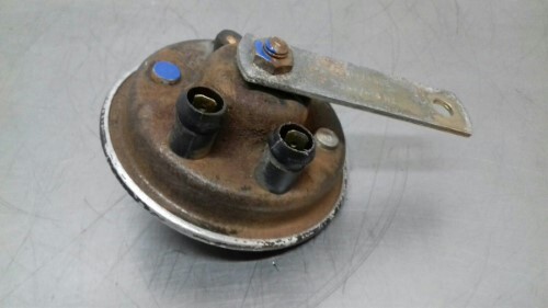 BMW E24 6 SERIES Horn