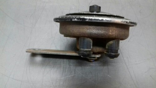 BMW E24 6 SERIES Horn