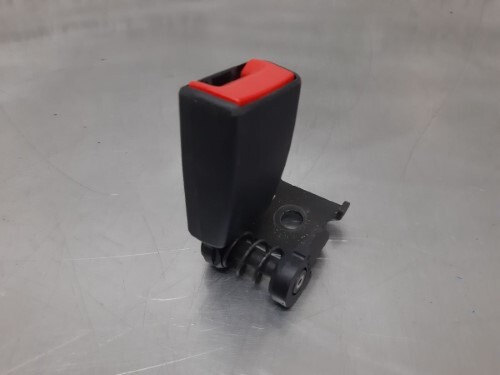 BMW 6 SERIES Seat Belt Buckle E63 Drivers Side Rear O/S/R