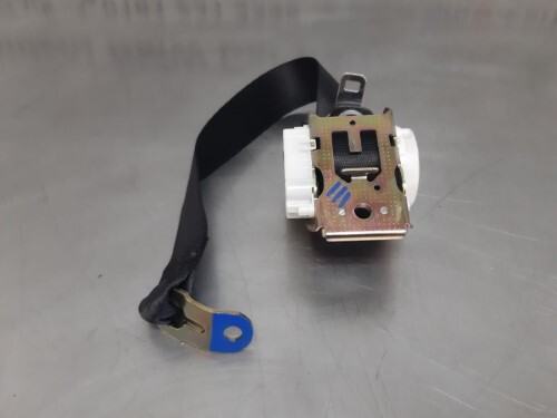 BMW E63 E64 6 SERIES Seat Belt Rear Left or Right