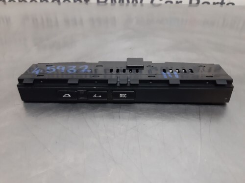 BMW E46 3 SERIES Centre Switch Assembly