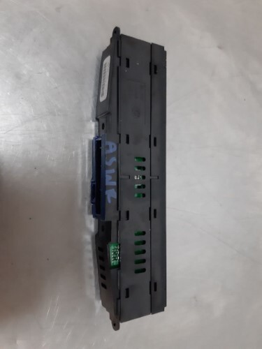 BMW E46 3 SERIES Centre Switch Assembly