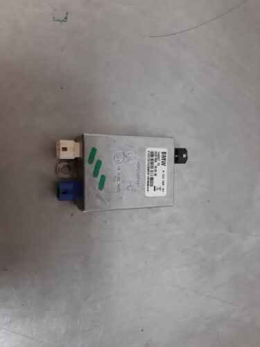 BMW 5 6 7 SERIES E70 X5 E71 X6 USB Hub Control Unit Module