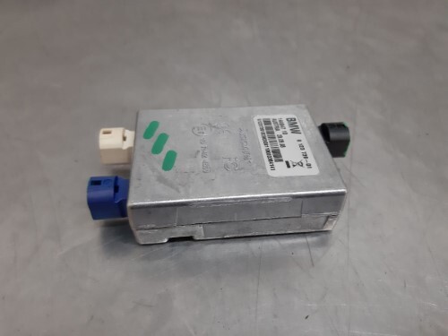 BMW 5 6 7 SERIES E70 X5 E71 X6 USB Hub Control Unit Module