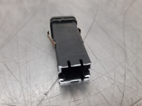 BMW E31 8 SERIES Heated Rear Window Switch