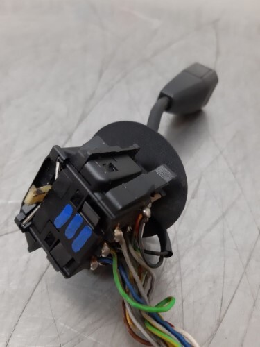 BMW E31 8 SERIES Indicator Stalk Switch