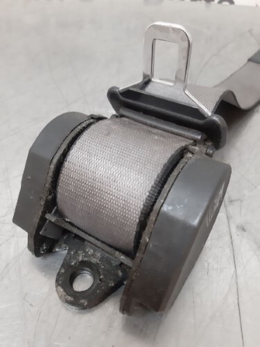BMW E31 8 SERIES Right Or Left Rear Seat Belt