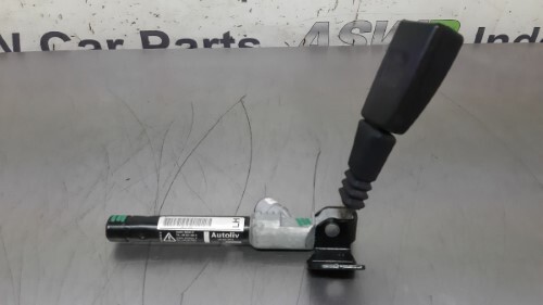 BMW E90 E91 3 SERIES N/S/R Passenger Side Rear Seat Belt Buckle