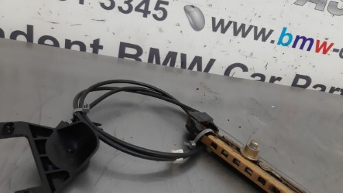 BMW E34 5 SERIES N S F Passenger Side Front Seatbelt Adjuster