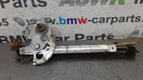 BMW E12 E28 5 SERIES O S R Drivers Side Rear Window Reg