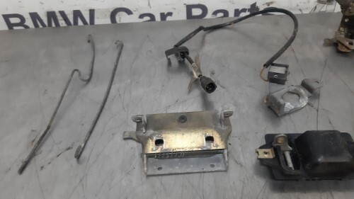 BMW 5 SERIES E28 N S F Passenger Side Front Door Catch Mechanism