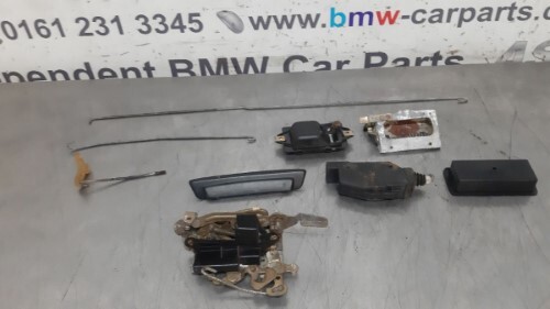 BMW E28 5 SERIES O S R Drivers Side Rear Door Catch Mechanism