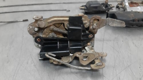 BMW E28 5 SERIES O S R Drivers Side Rear Door Catch Mechanism