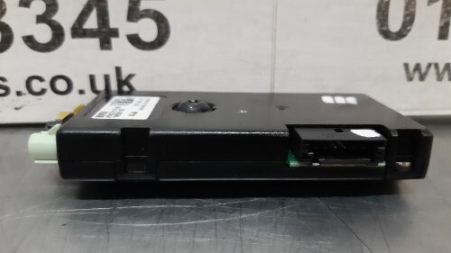 BMW Radio Antenna Amplifier Unit F22 F30 F32 2 3 4 SERIES