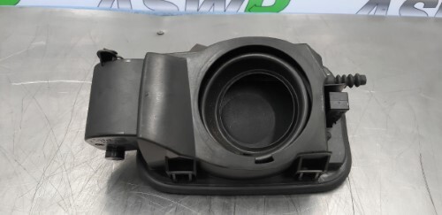 BMW E60 E61 5 SERIES Fuel Flap With Filler Pot