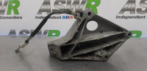 BMW E87 E90 1 3 SERIES N47 N/S Passenger Side Engine Bracket