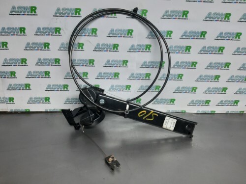 BMW E39 5 SERIES O S F Drivers Side Front Seatbelt Adjuster