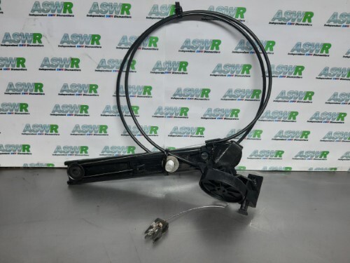 BMW E39 5 SERIES O S F Drivers Side Front Seatbelt Adjuster