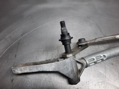 BMW Front Wiper Linkage & Motor F10 F11 F01 F02 5 7 SERIES