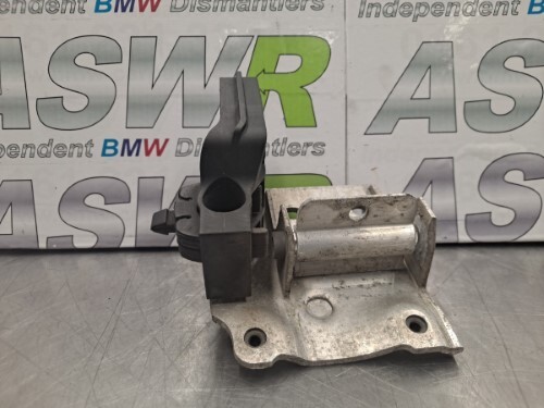 BMW Radiator Mounting Bracket O/S Drivers Right F10 F11 F12 F13 F01