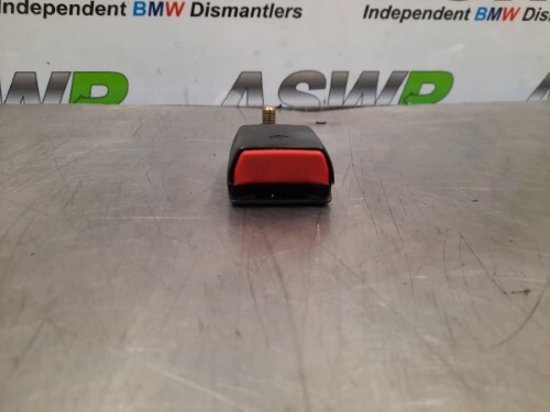 BMW E31 8 SERIES Rear Seat Belt Buckle Right Or Left