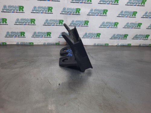 BMW E31 8 SERIES O S R Drivers Side Rear Bumper Bracket