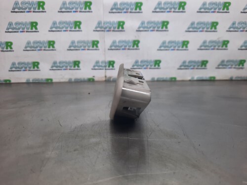 BMW E31 8 SERIES Rear Interior Light O/S Drivers Right