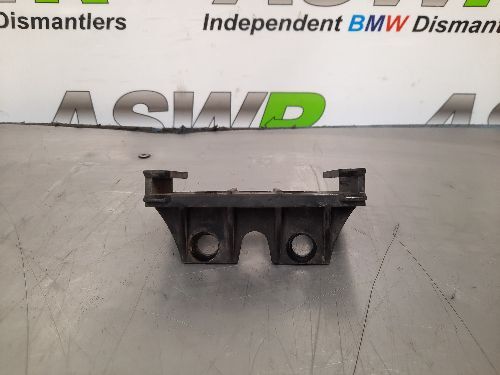 BMW E31 8 SERIES N S R Passenger Side Rear Bumper Bracket
