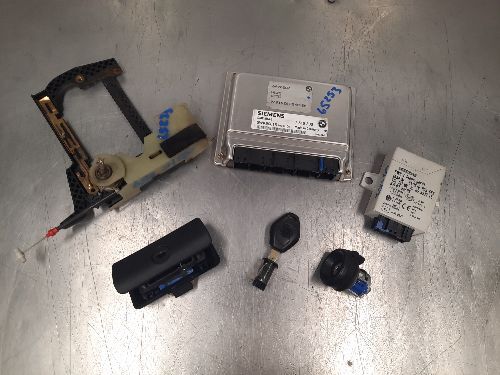 BMW Engine ECU / EWS Kit E39 5 SERIES M54 PETROL Auto