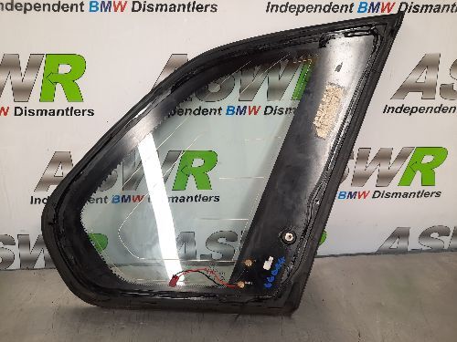 BMW E70 X5 N S R Passenger Side Rear Quarter Glass