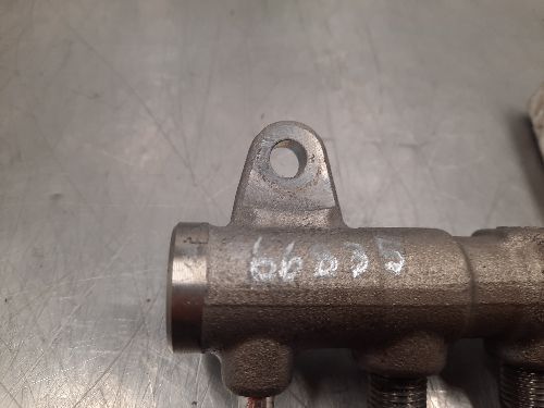 BMW Fuel Injector Rail B47 DIESEL F20 F45 F30 1 2 3 SERIES