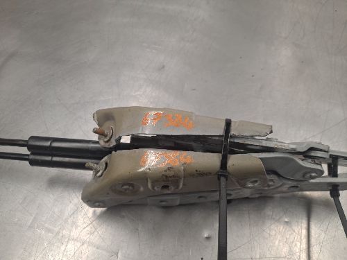 BMW 8 SERIES E31 Bonnet Hinges Pair