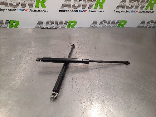 BMW E31 8 SERIES Pair of Bonnet Struts