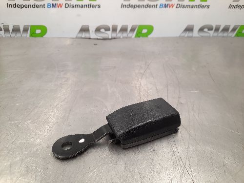 BMW E31 8 SERIES Rear Seat Belt Buckle Right Or Left