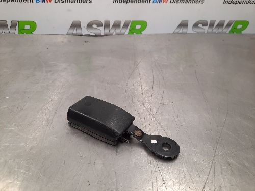 BMW E31 8 SERIES Rear Seat Belt Buckle Right Or Left
