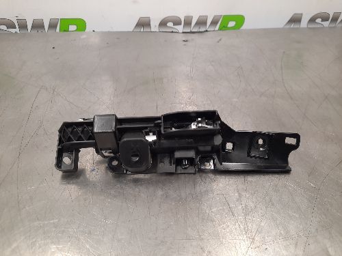 BMW E71 X6 N S F Passenger Side Front Inner Door Handle