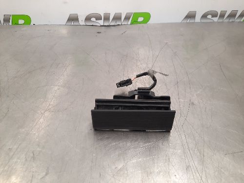 BMW E31 8 SERIES Boot Lid / Tailgate Handle