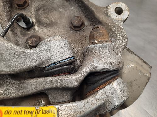 BMW E65 E66 7 SERIES O S F Drivers Side Front Hub