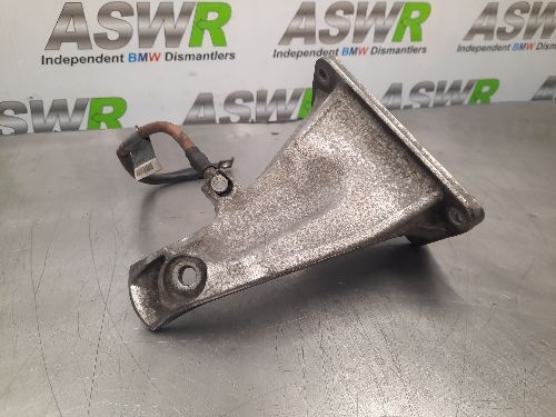BMW E65 7 SERIES 730d O S Drivers Side Engine Mount Bracket